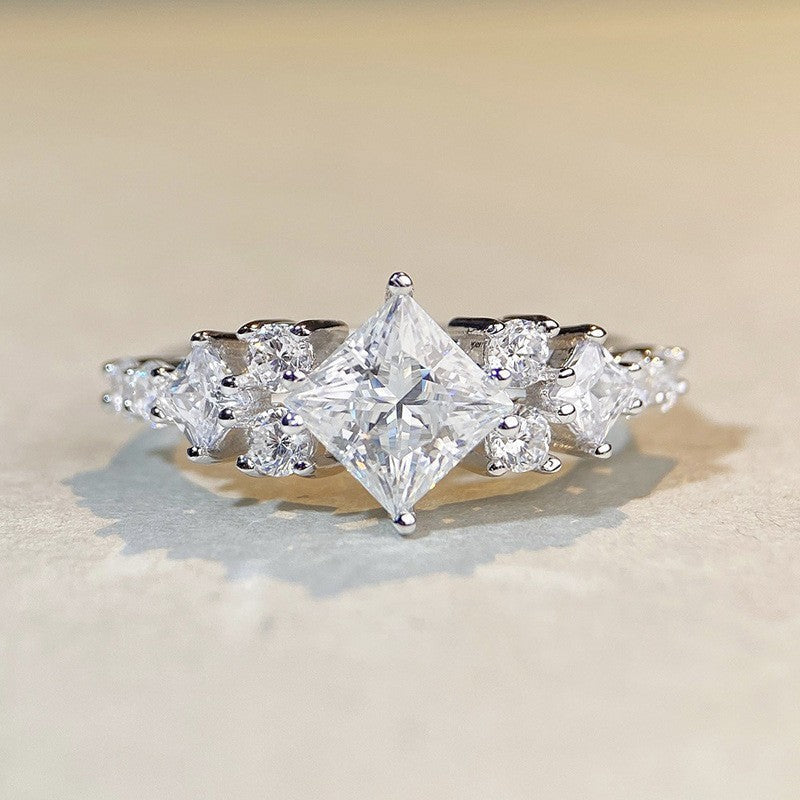 Cressida Lumere Ring | Wit Goud