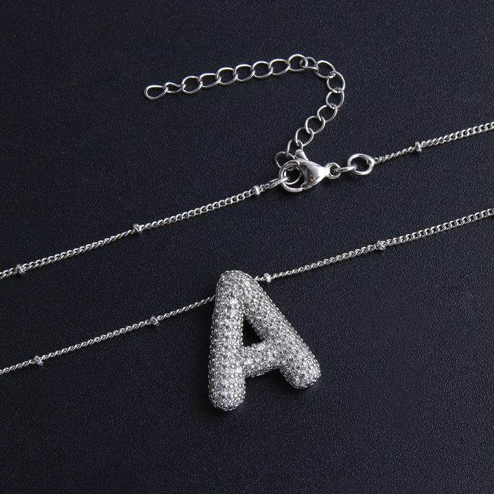 Bubble letter initial necklace set | Wit Goud